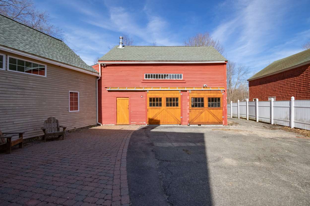 57 Main Street Hampstead, NH 03841 - Photo 4 of 38 Gallery Image 4