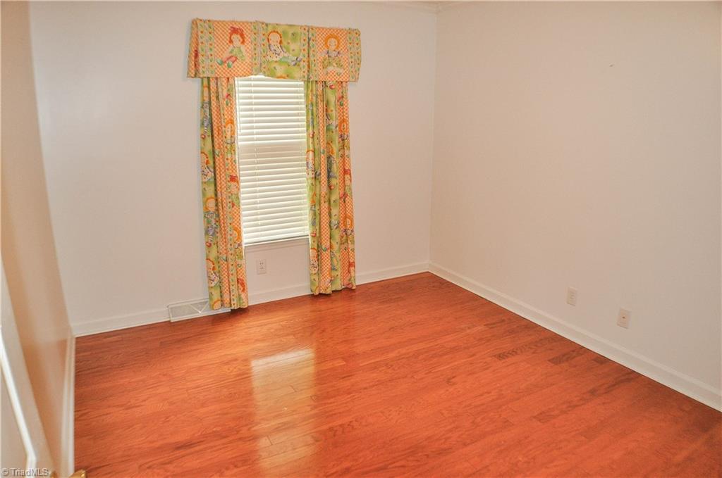 130 Waddington Road Clemmons, NC 27012 - Photo 12 of 17 Gallery Image 12