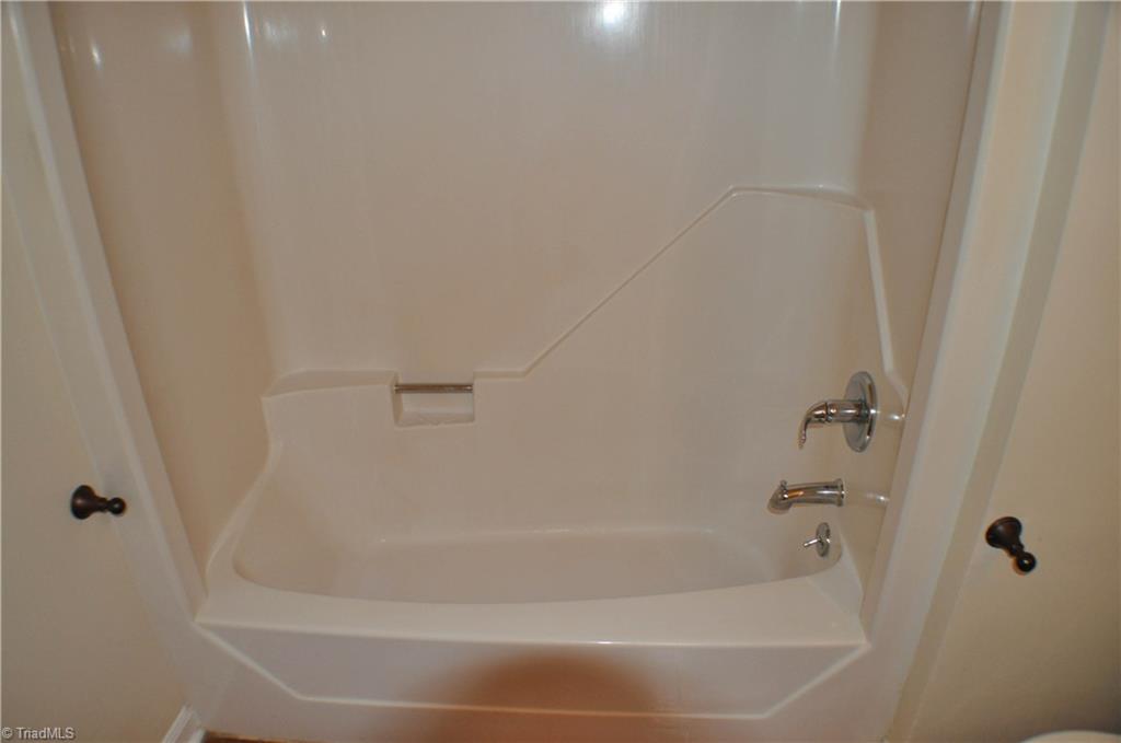 130 Waddington Road Clemmons, NC 27012 - Photo 16 of 17 Gallery Image 16