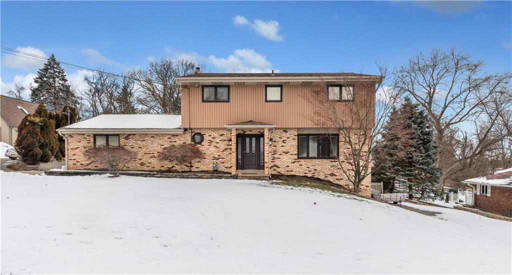 860 Falck Road McKees Rocks, PA 15136 - Photo 1 of 25