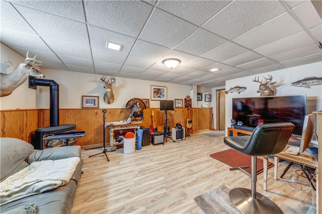 860 Falck Road McKees Rocks, PA 15136 - Photo 17 of 25
