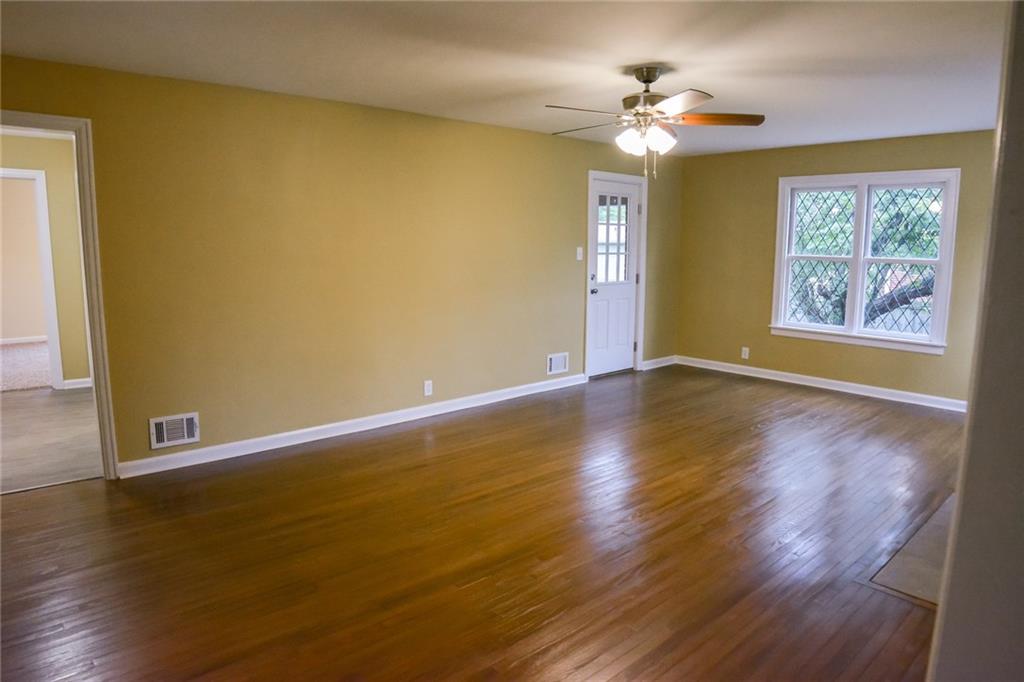 140 North High School Road Indianapolis, IN 46214 - Photo 3 of 35 Gallery Image 3