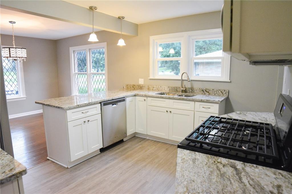140 North High School Road Indianapolis, IN 46214 - Photo 10 of 35 Gallery Image 10