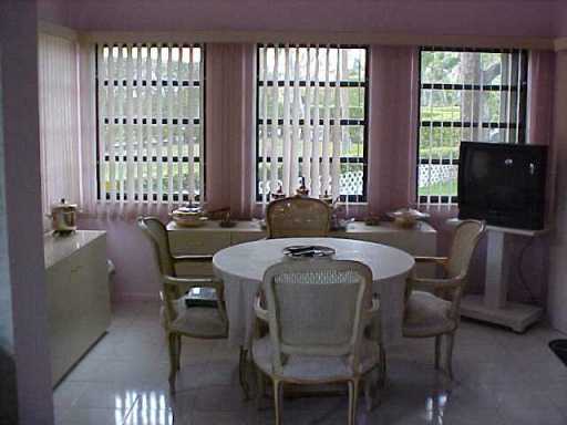 462 Pine Circle Boca Raton, FL 33432 - Photo 5 of 7 Additional Photo