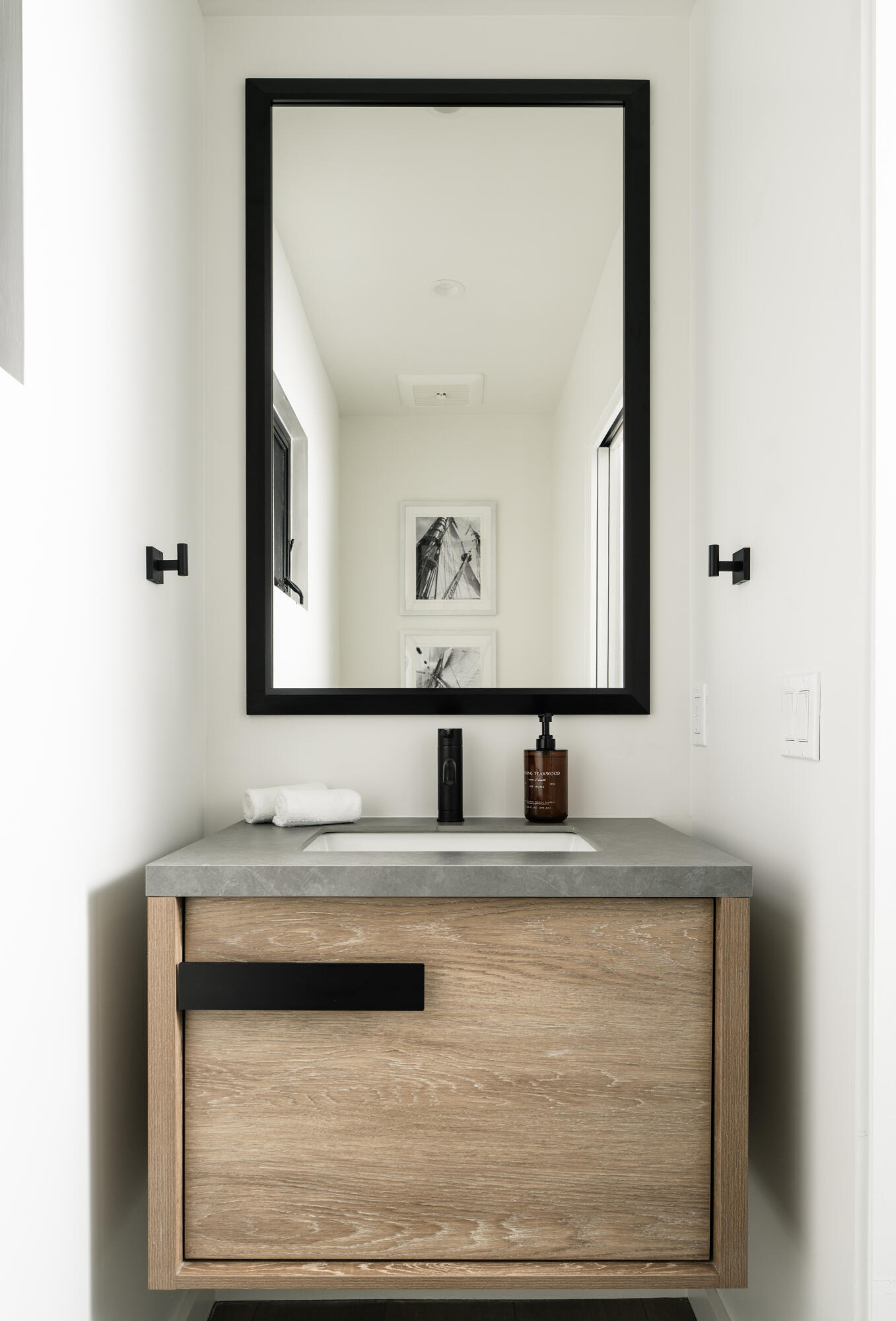 518 East Islay Street Santa Barbara, CA 93101 - Photo 12 of 24 Half Bath