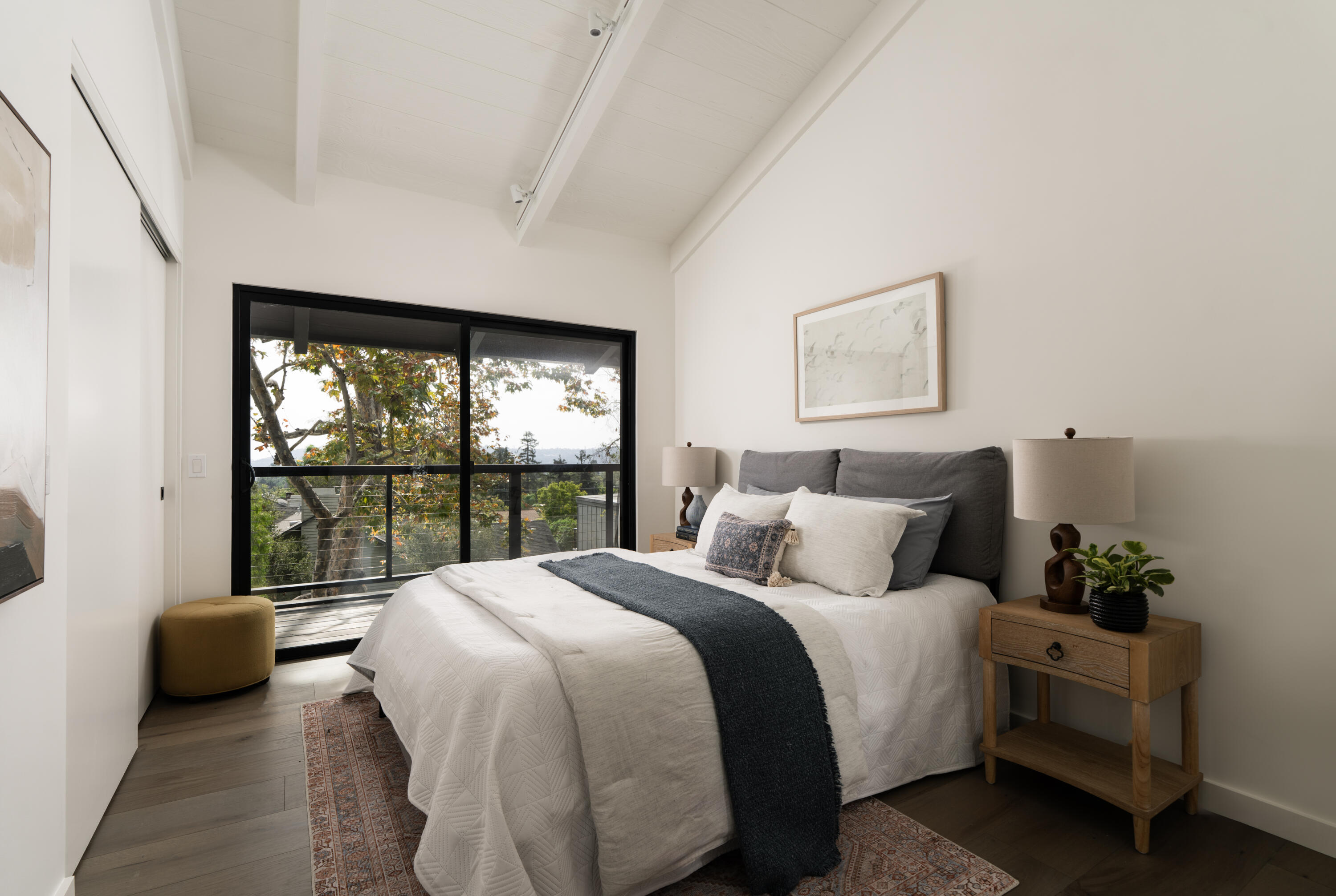 518 East Islay Street Santa Barbara, CA 93101 - Photo 15 of 24 Bedroom2