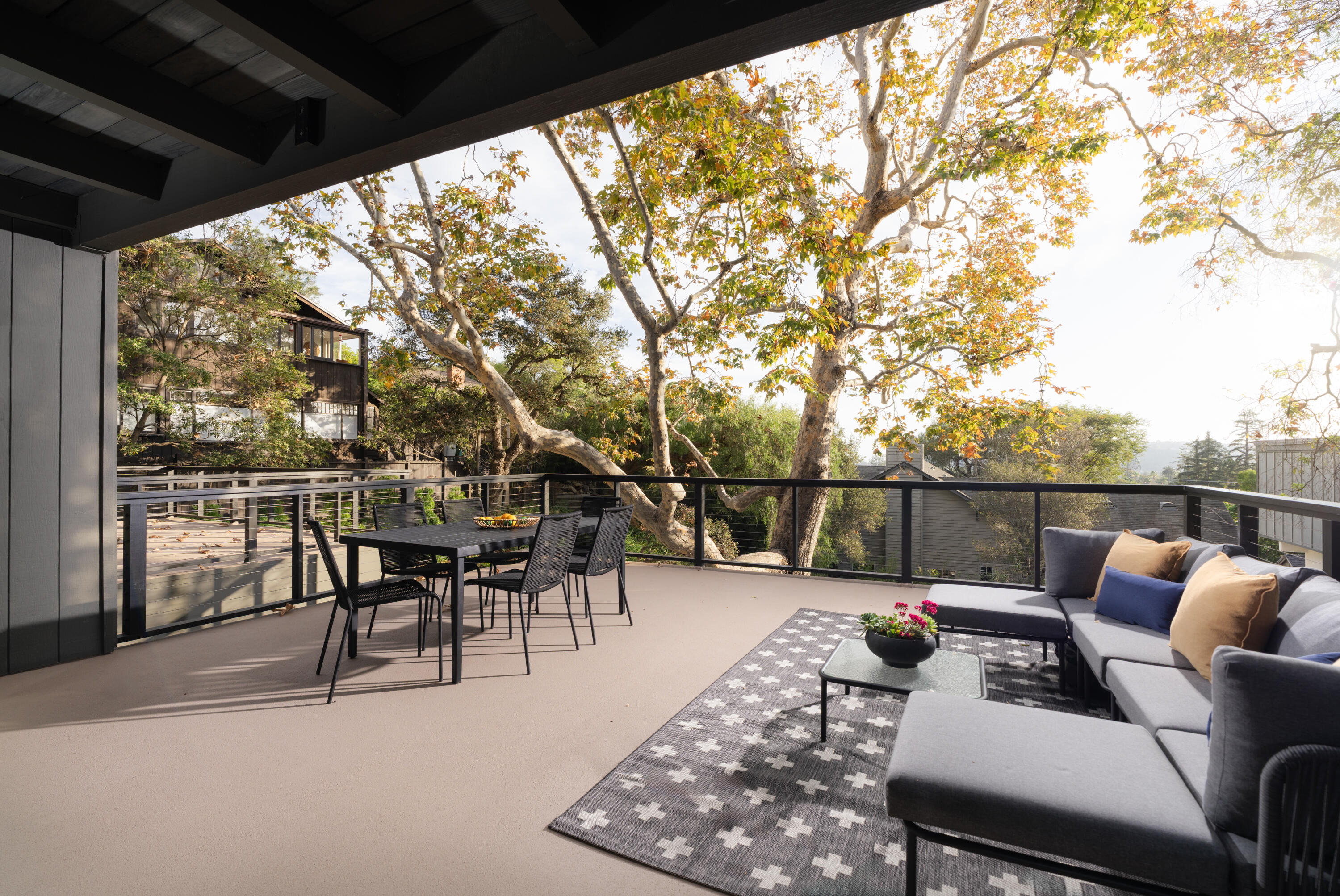 518 East Islay Street Santa Barbara, CA 93101 - Photo 5 of 24 Outdoor Living