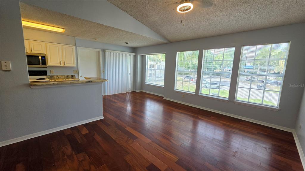 1077 South Hiawassee Road, Unit 824 Orlando, FL 32835 - Photo 9 of 23