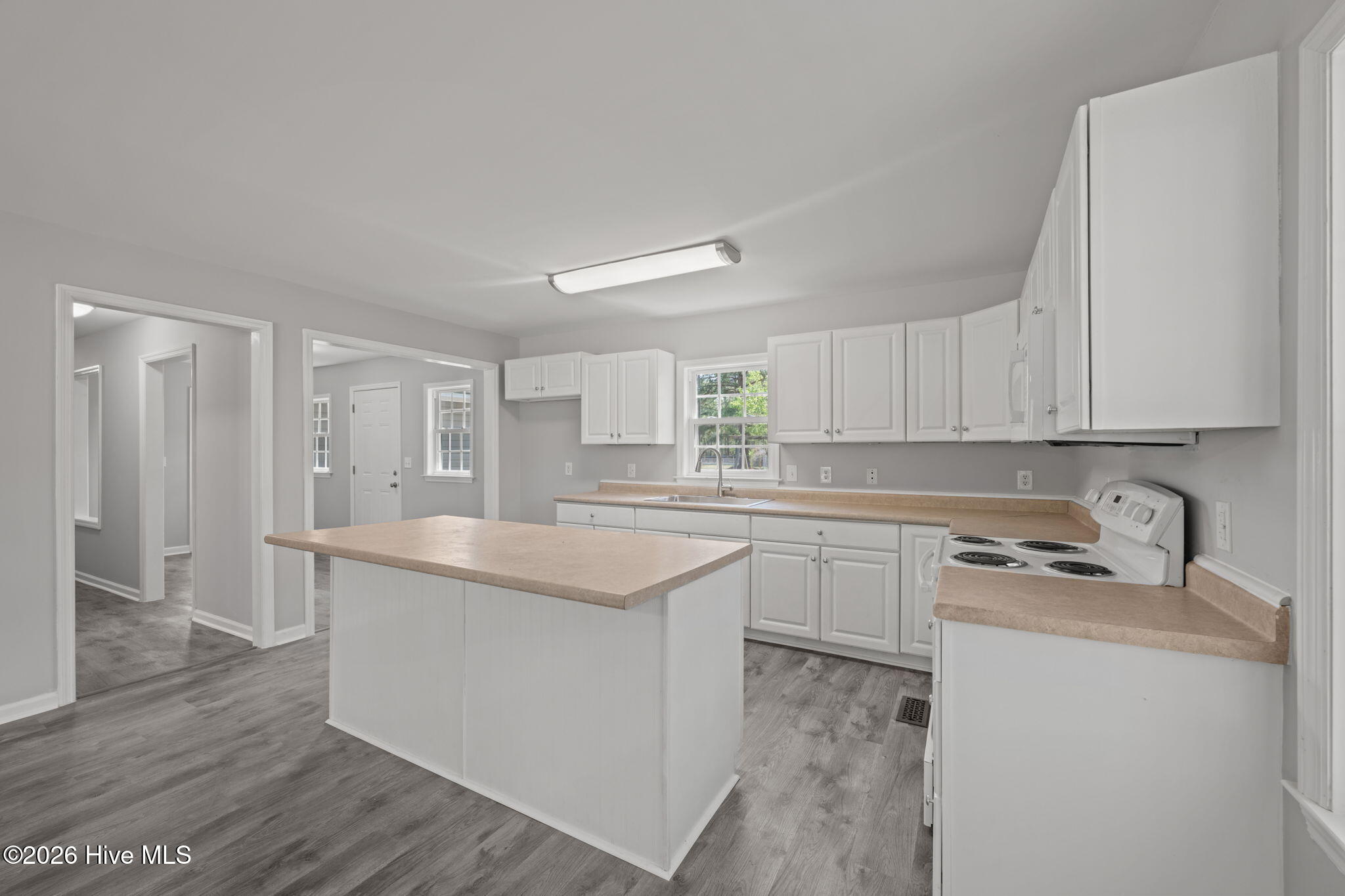 393 Old Vanceboro Road New Bern, NC 28560 - Photo 13 of 42 20-web-or-mls-DSC_7950