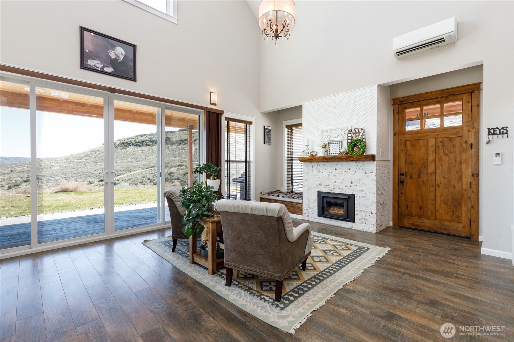 4662 Spring Canyon Road Grand Coulee, WA 99133 - Photo 8 of 39 Gallery Image 8