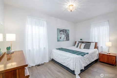 $535,000 | 4901 East McKinley Avenue, Tacoma, WA 98404