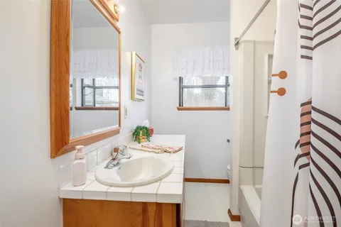 $535,000 | 4901 East McKinley Avenue, Tacoma, WA 98404