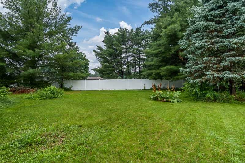 12222 Rae Ann Road Roscoe, IL 61073 - Photo 7 of 40