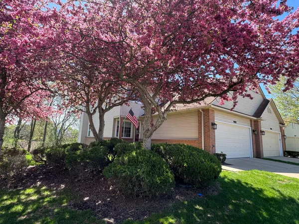 $340,000 | 9002 Pine Cove Drive, Whitmore Lake, MI 48189