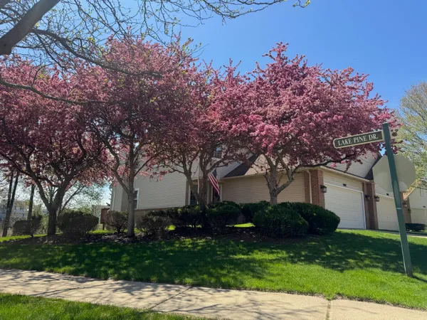 $340,000 | 9002 Pine Cove Drive, Whitmore Lake, MI 48189