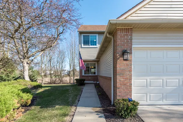 $340,000 | 9002 Pine Cove Drive, Whitmore Lake, MI 48189