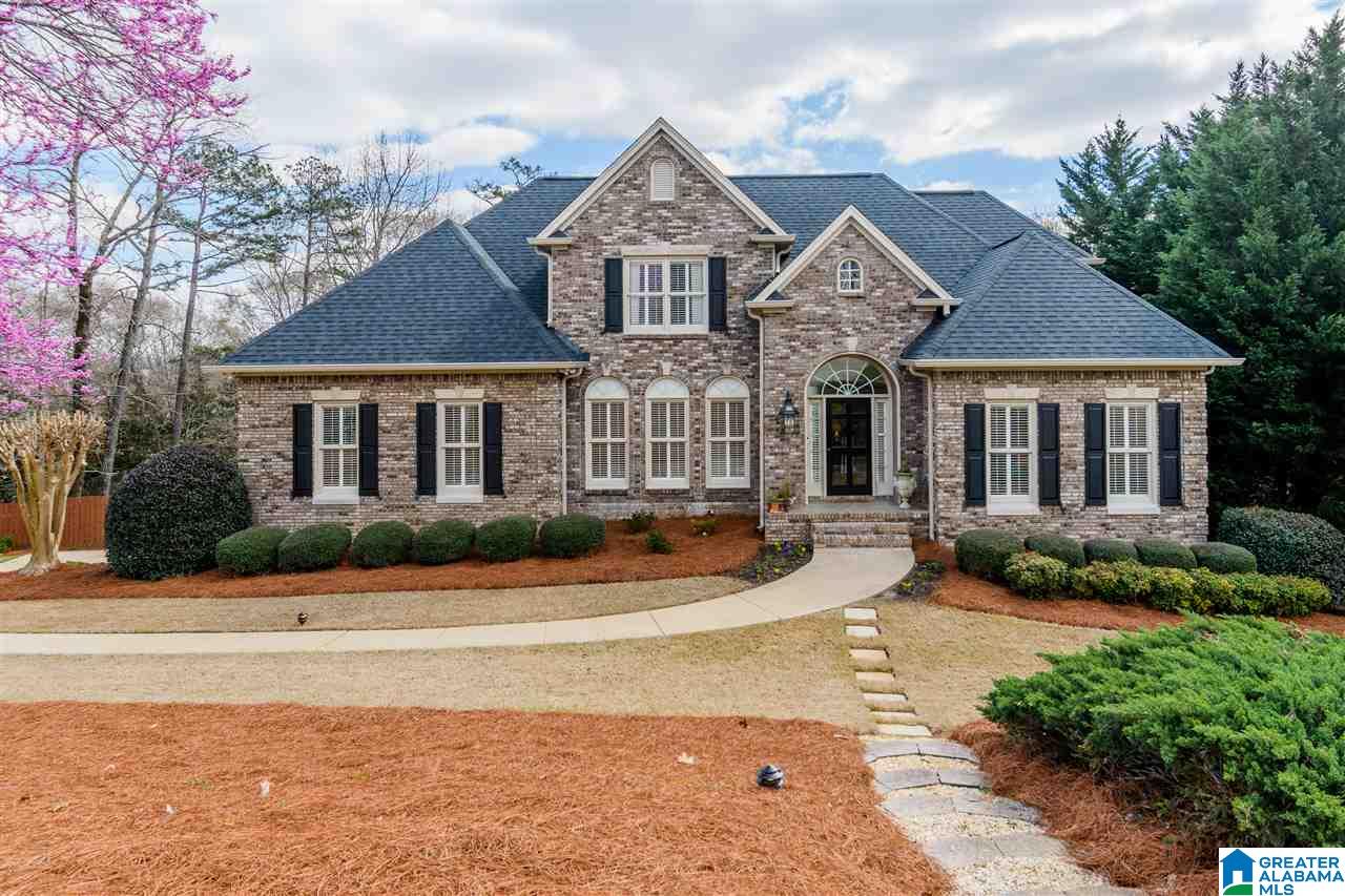 406 Woodward Road Trussville, AL 35173 - Photo 2 of 38