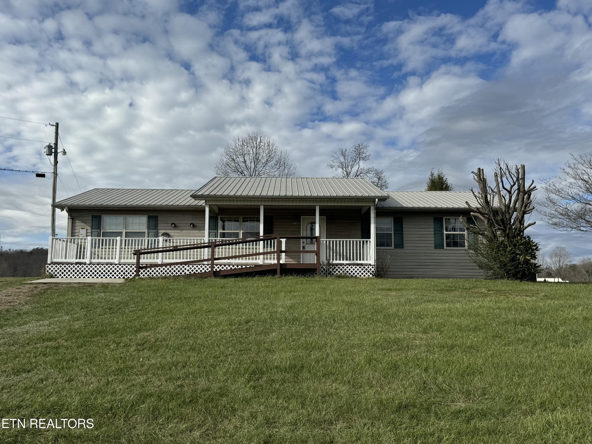 276 O & Road Oneida, TN 37841 - Photo 2 of 51 Gallery Image 2