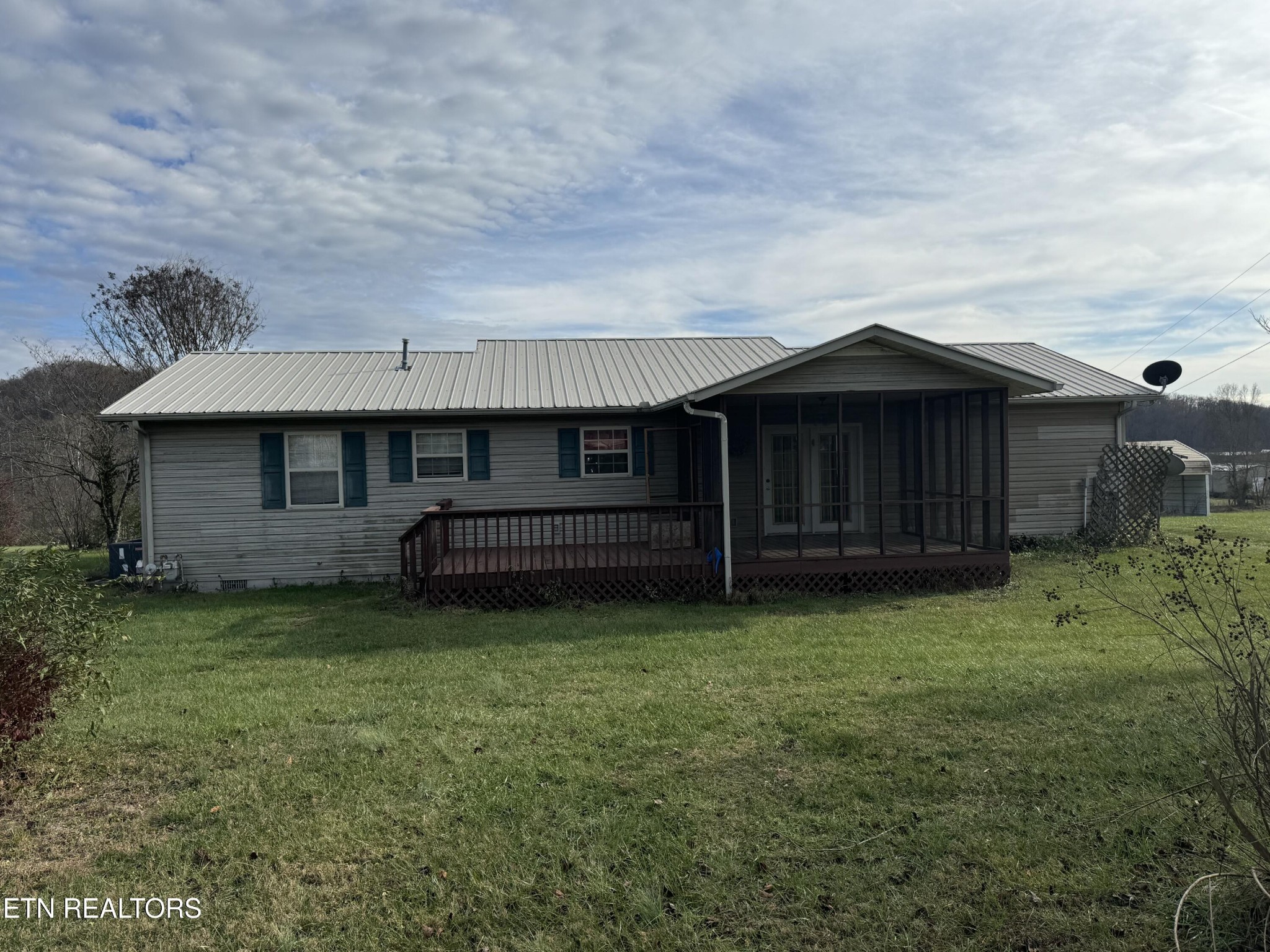 276 O & Road Oneida, TN 37841 - Photo 4 of 51 Gallery Image 4