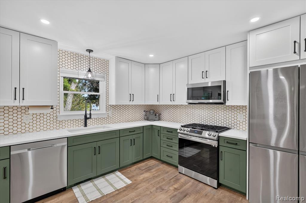 12265 Sharp Road Linden, MI 48451 - Photo 4 of 61 Gallery Image 4