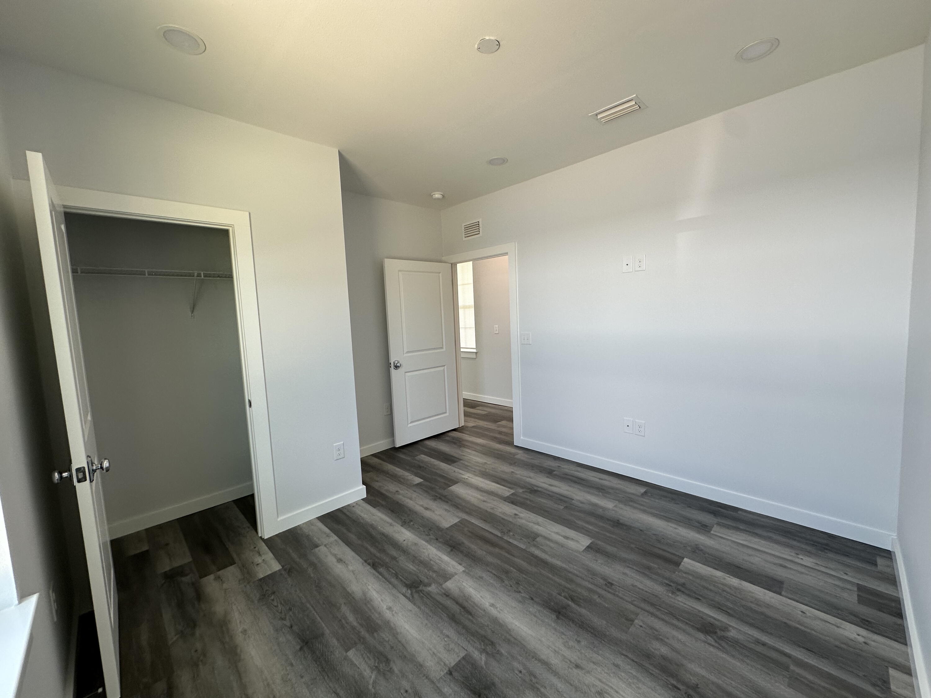 534 North Raphael Road DeFuniak Springs, FL 32433 - Photo 11 of 20 a view of an empty room