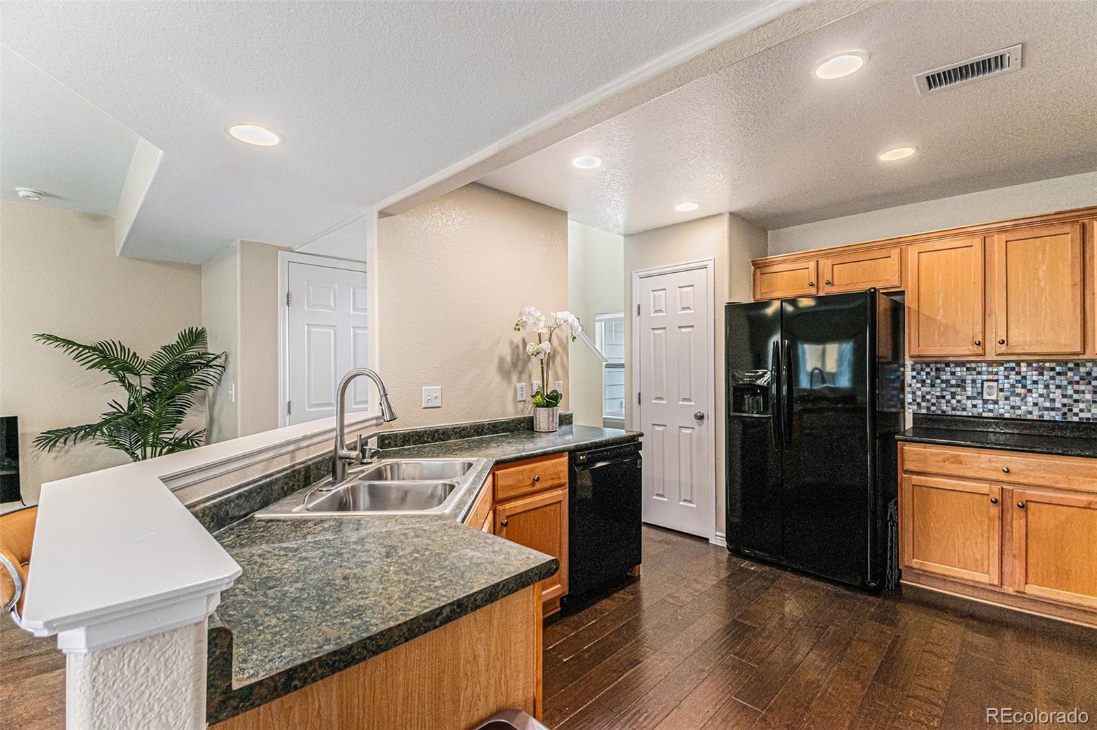 5890 Ceylon Street, Unit D Denver, CO 80249 - Photo 8 of 21