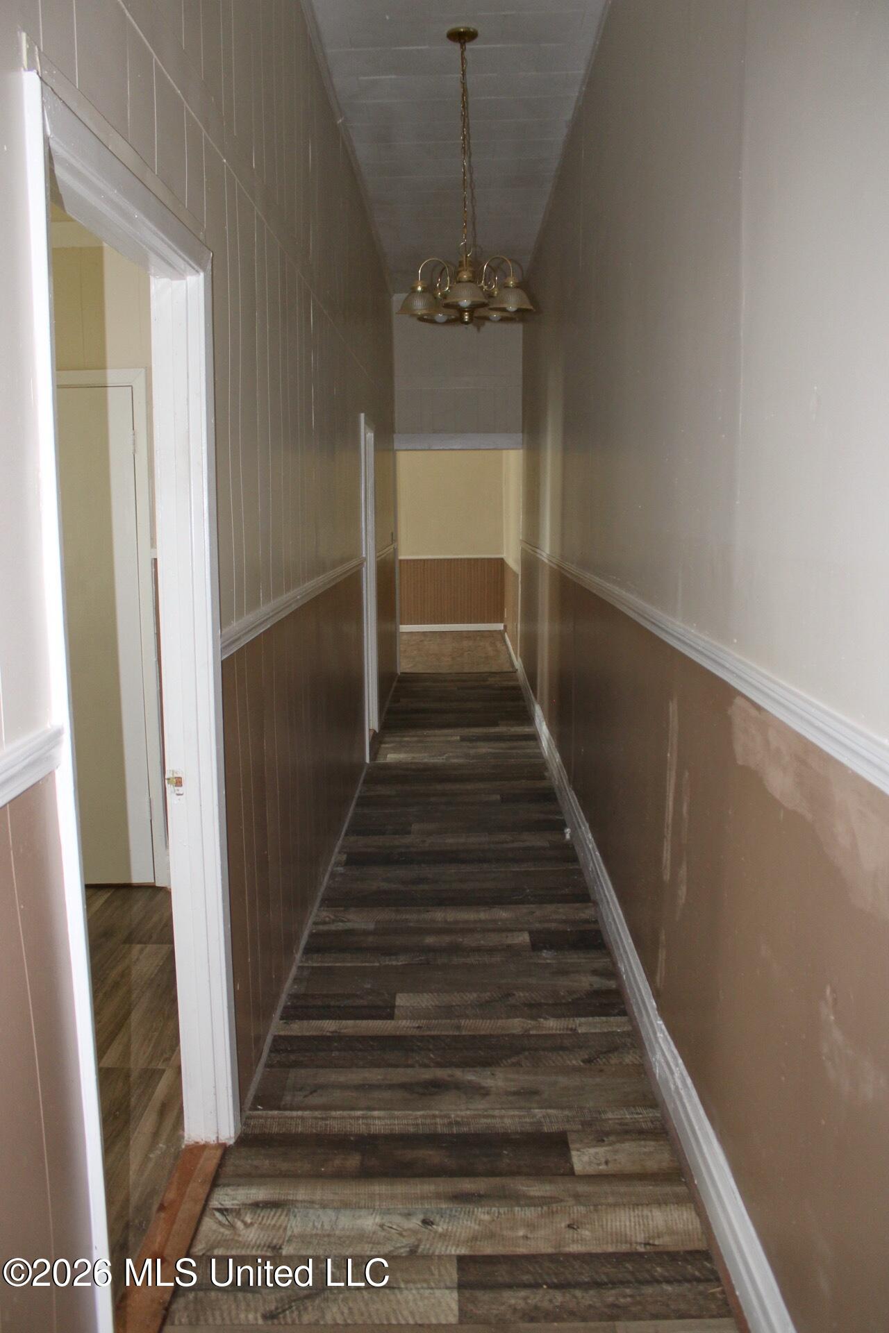 802 Union Street Brookhaven, MS 39601 - Photo 19 of 36 IMG_9978 3