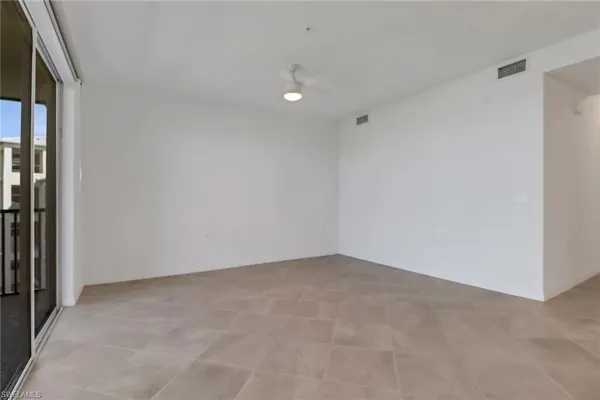 $2,100 | 5749 Double Eagle Circle, Unit 4537, Immokalee, FL 34142