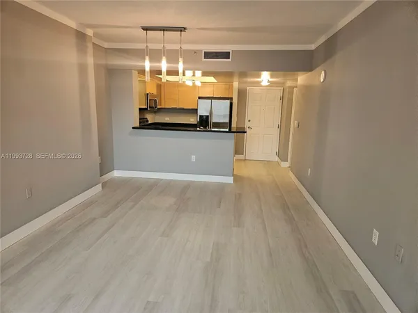 $2,200 | 140 South Dixie Highway, Unit 822, Hollywood, FL 33020
