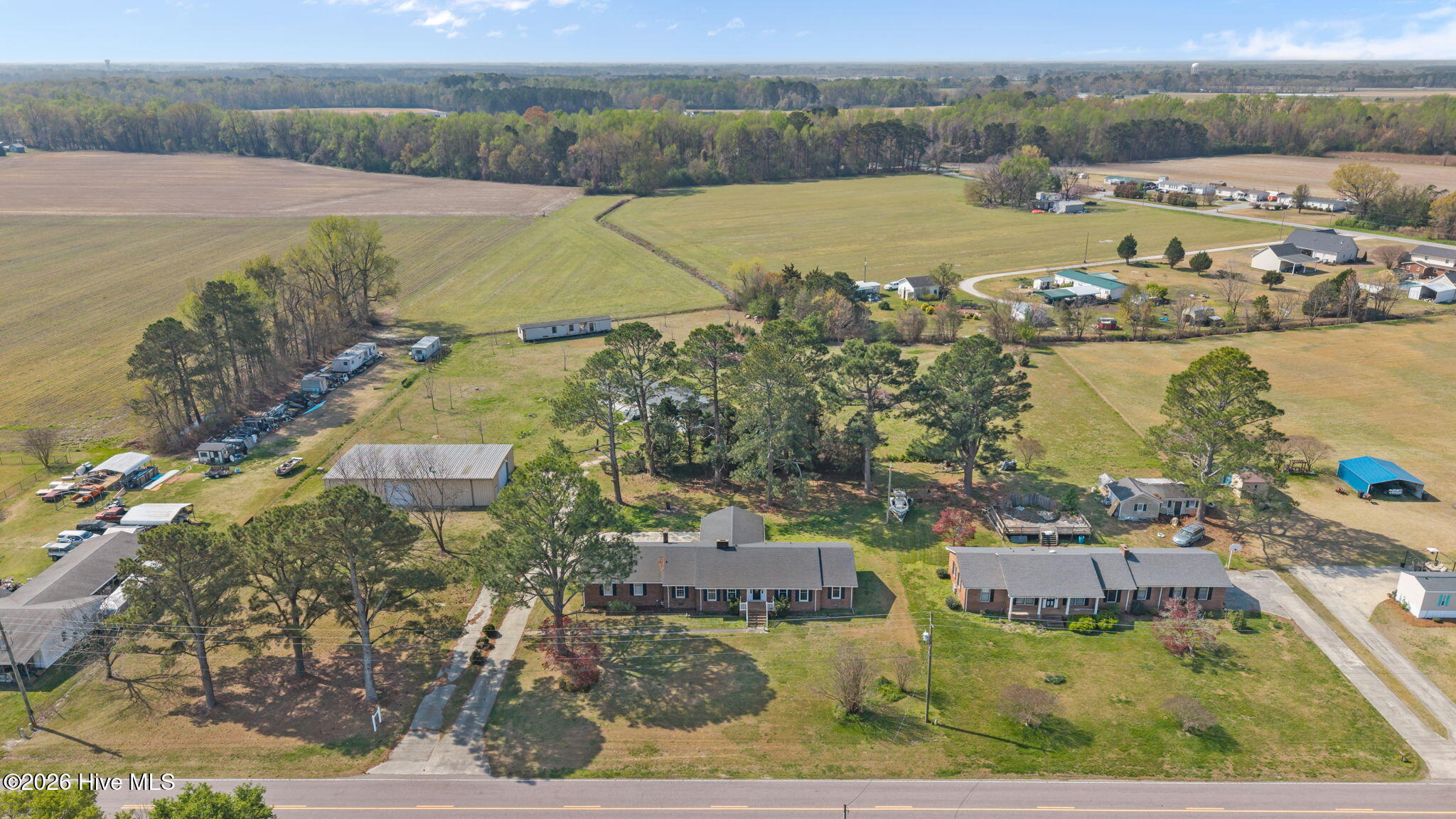 737 Pocosin Road Winterville, NC 28590 - Photo 8 of 42 10-web-or-mls-DJI_20260323111425_0851_D