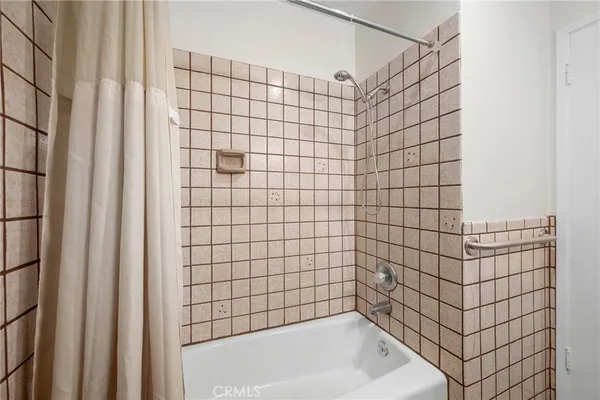 $3,800 | 612 North 4th Street, Montebello, CA 90640