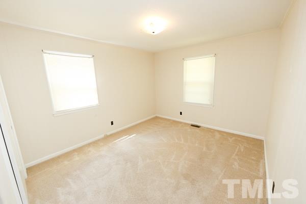 9400 Fowler Road Zebulon, NC 27597 - Photo 17 of 25 Gallery Image 17