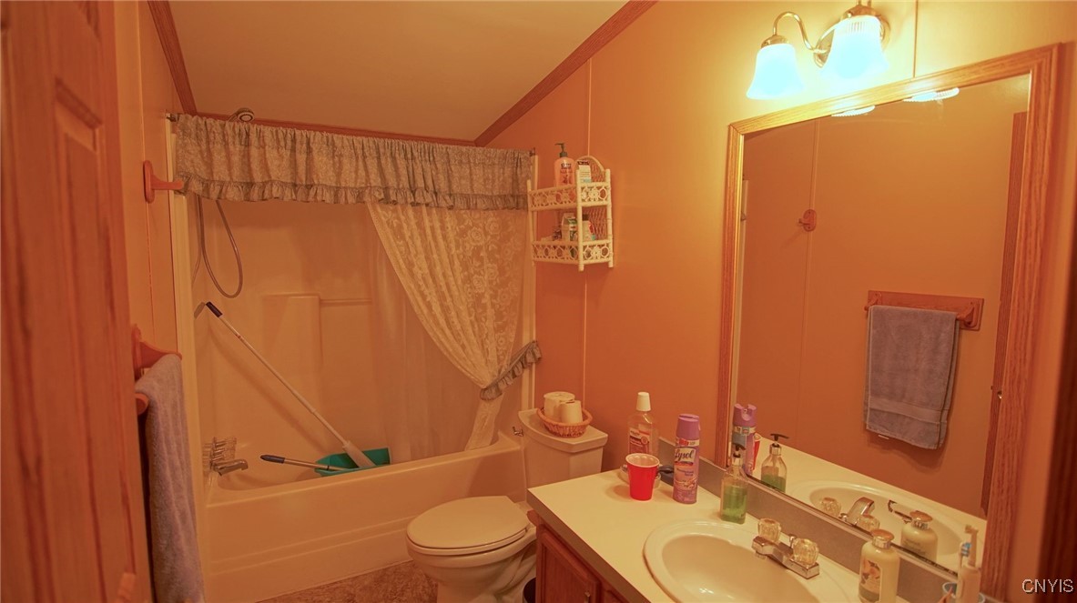 1046 Williams Road Remsen, NY 13438 - Photo 13 of 39