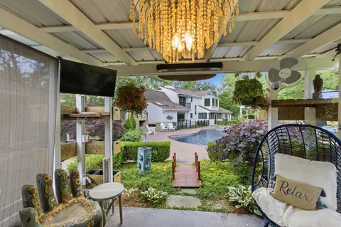 $2,495,000 | 2455 Long Hollow Pike, Hendersonville, TN 37075