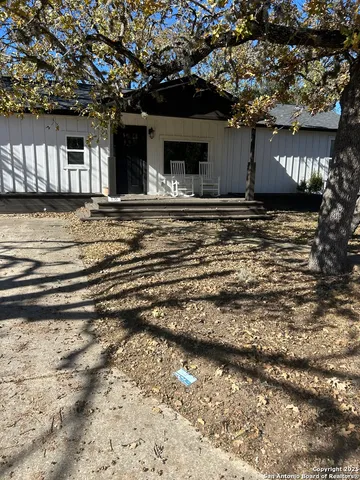 $2,450 | 136 Phil Wilson, Boerne, TX 78006