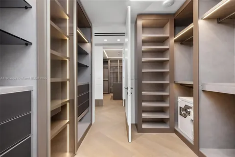 $17,999,000 | 1800 West 27th Street, Miami Beach, FL 33140