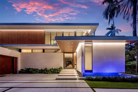 $17,999,000 | 1800 West 27th Street, Miami Beach, FL 33140