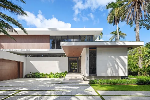 $17,999,000 | 1800 West 27th Street, Miami Beach, FL 33140