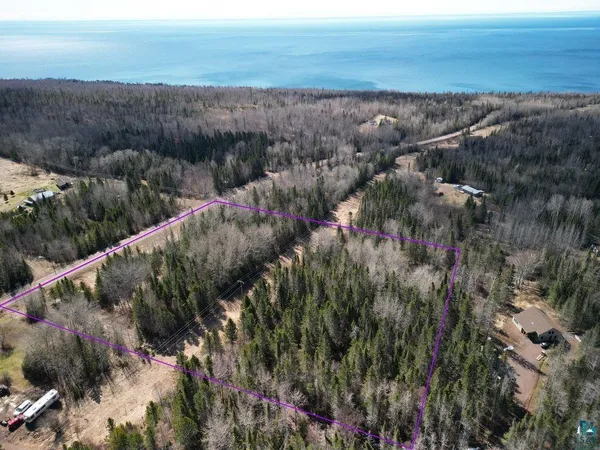 $129,500 | 2983 County Road 7, Grand Marais, MN 55604