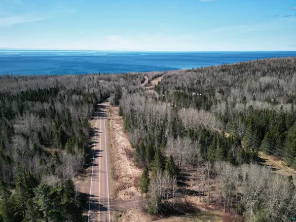 $129,500 | 2983 County Road 7, Grand Marais, MN 55604