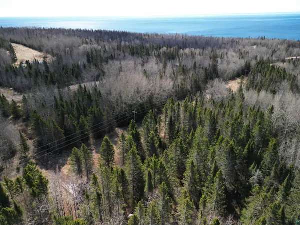 $129,500 | 2983 County Road 7, Grand Marais, MN 55604