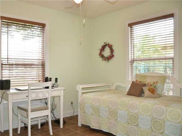 2426 Southwest Riviera Road Stuart, FL 34997 - Photo 13 of 19 Gallery Image 13