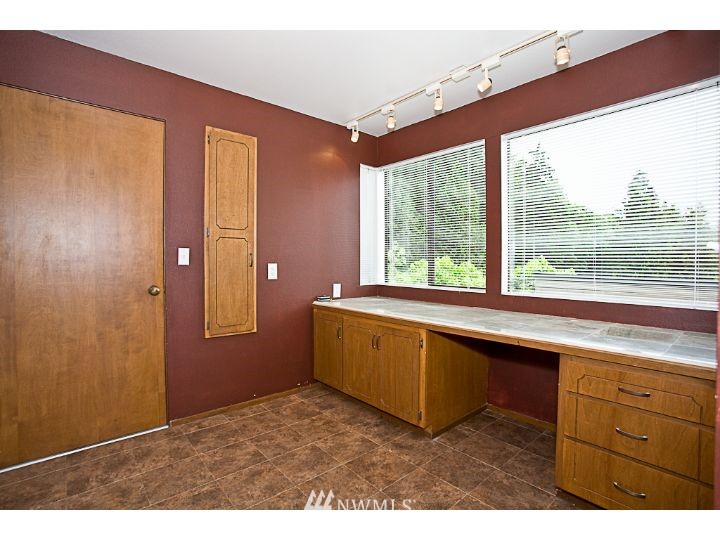 8116 Frederick Place Edmonds, WA 98026 - Photo 15 of 25