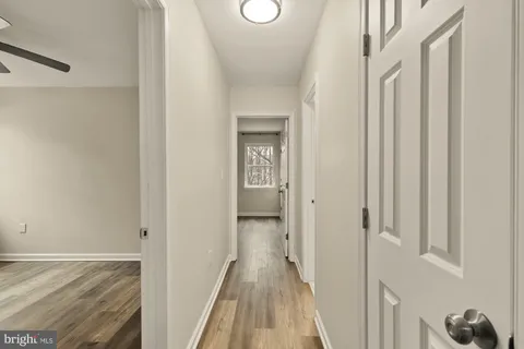 $2,250 | 882 College Parkway, Unit 88230, Rockville, MD 20850