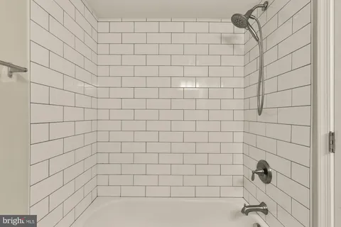 $2,250 | 882 College Parkway, Unit 88230, Rockville, MD 20850