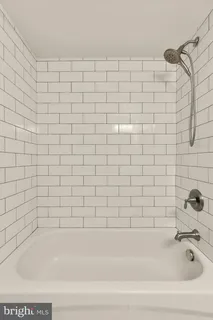 $2,250 | 882 College Parkway, Unit 88230, Rockville, MD 20850