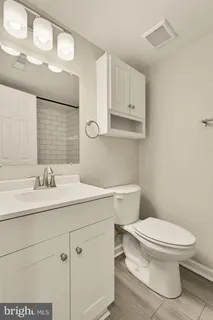 $2,250 | 882 College Parkway, Unit 88230, Rockville, MD 20850