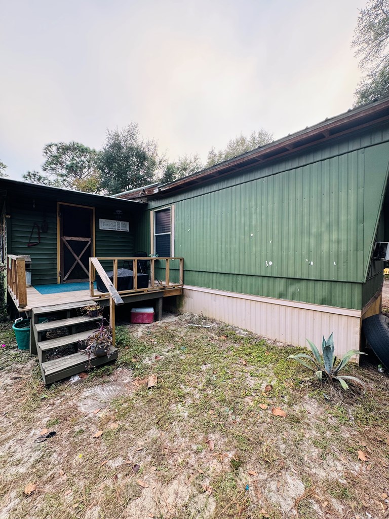1209 Northwest 2nd Street Carrabelle, FL 32322 - Photo 3 of 18