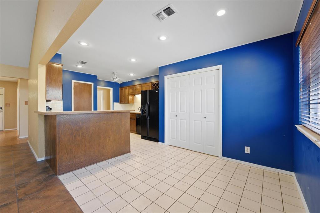 1721 High Ridge Road Benbrook, TX 76126 - Photo 14 of 31