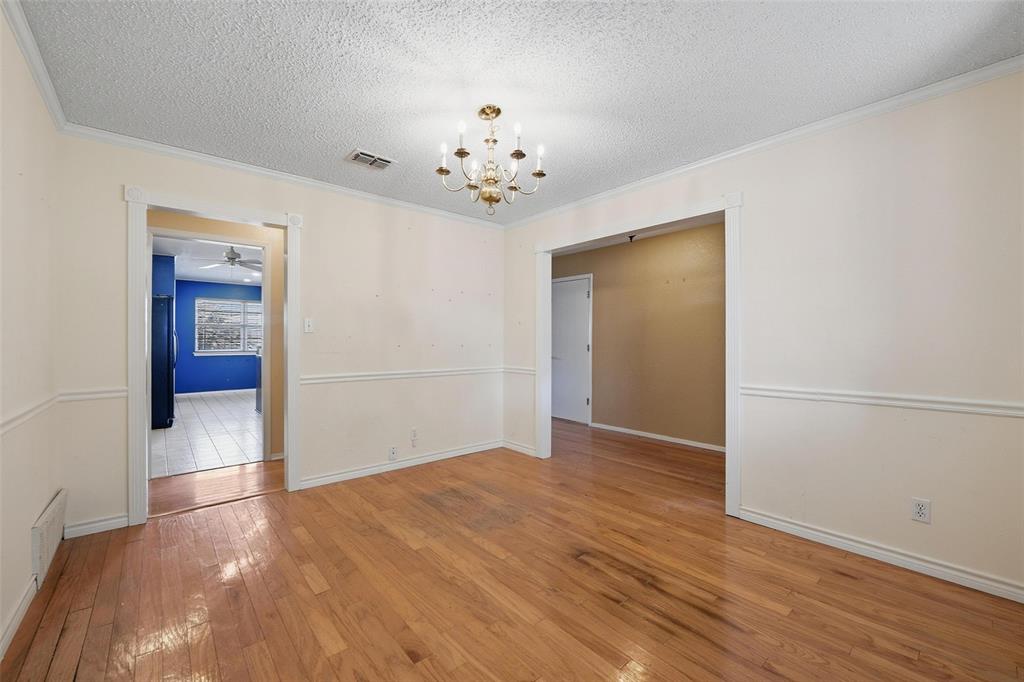 1721 High Ridge Road Benbrook, TX 76126 - Photo 5 of 31